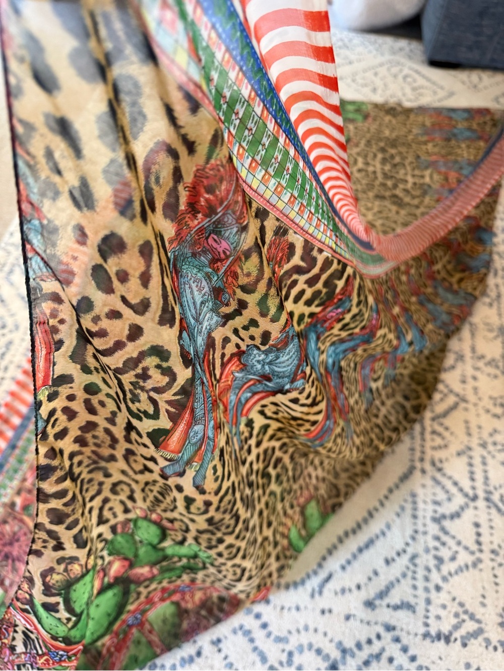 ANTICA SARTORIA cheetah A LITTLE LEOPARD AND catus SCARF 40x70 INCHES NWT